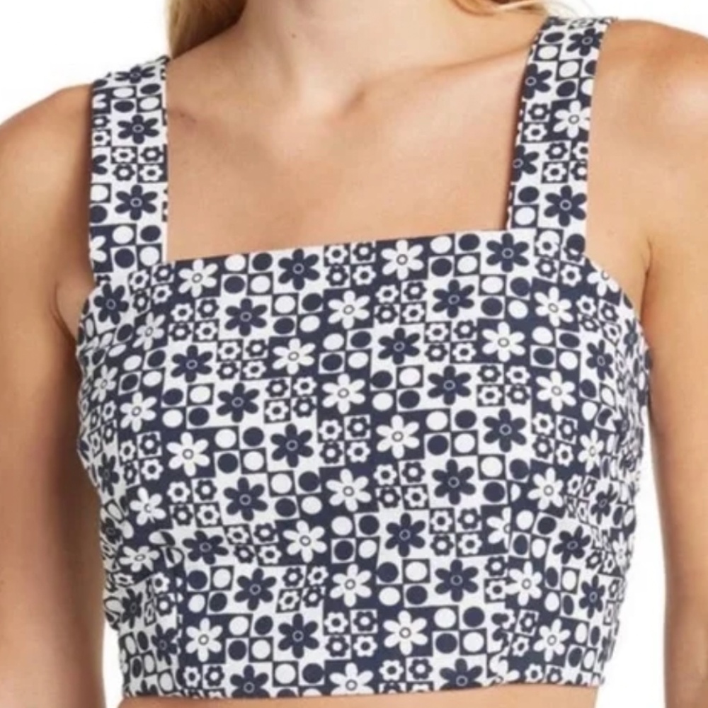Cute crop top